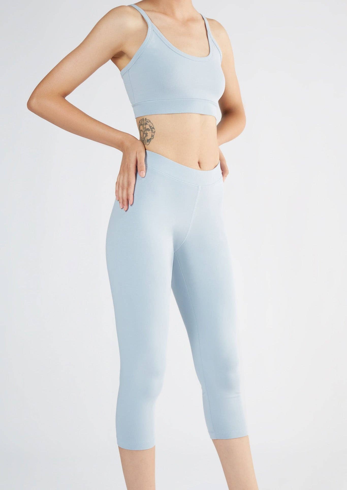 Organic Stretch 7/8 Leggings: Womens - REGN