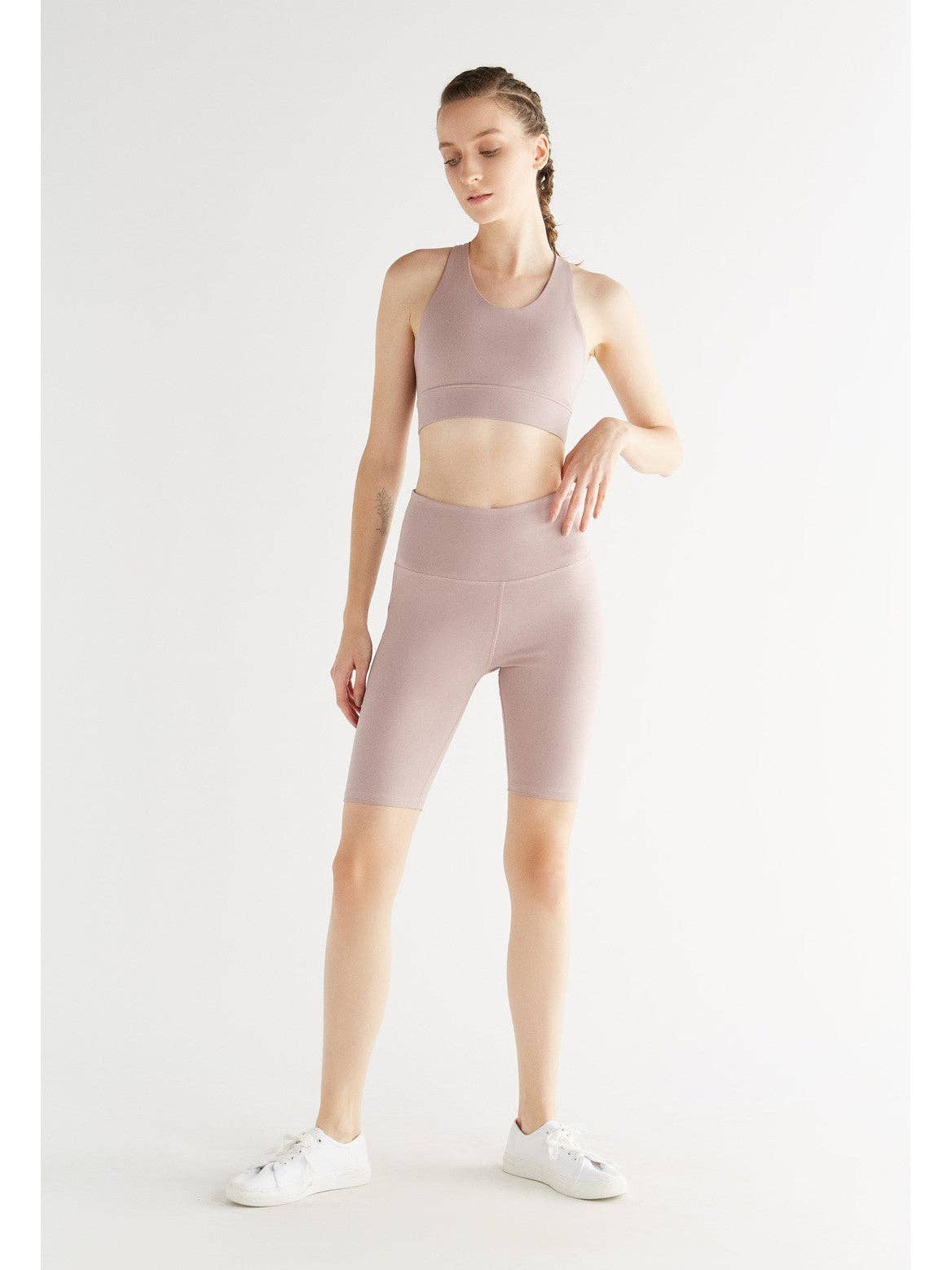 Organic Stretch Shorts: Womens - REGN