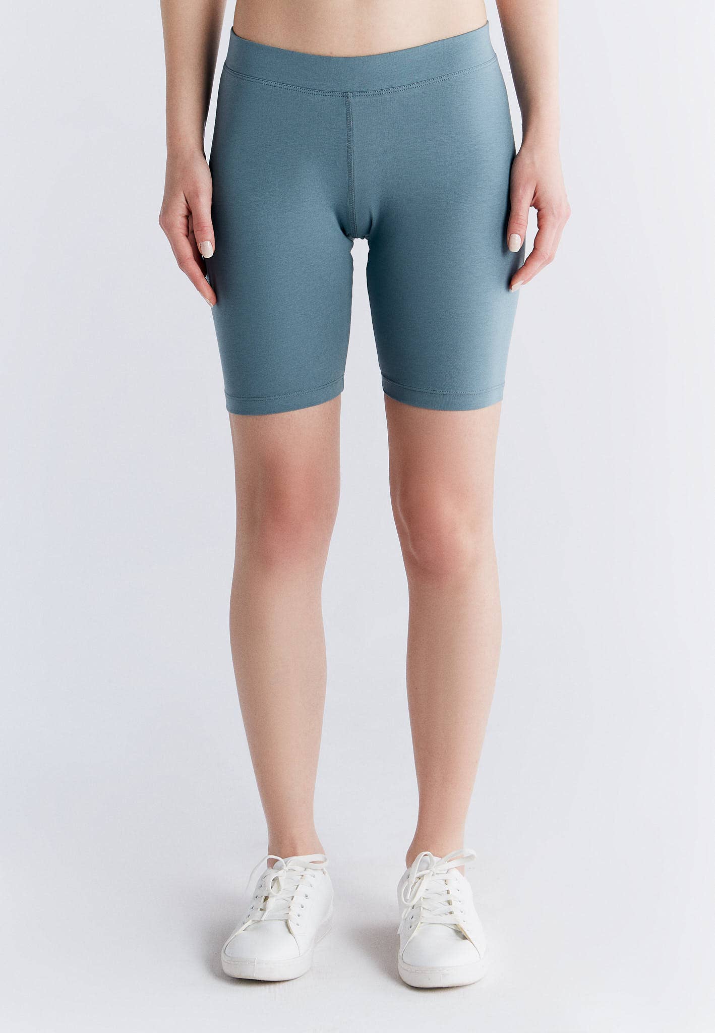 Organic Stretch Shorts: Womens - REGN