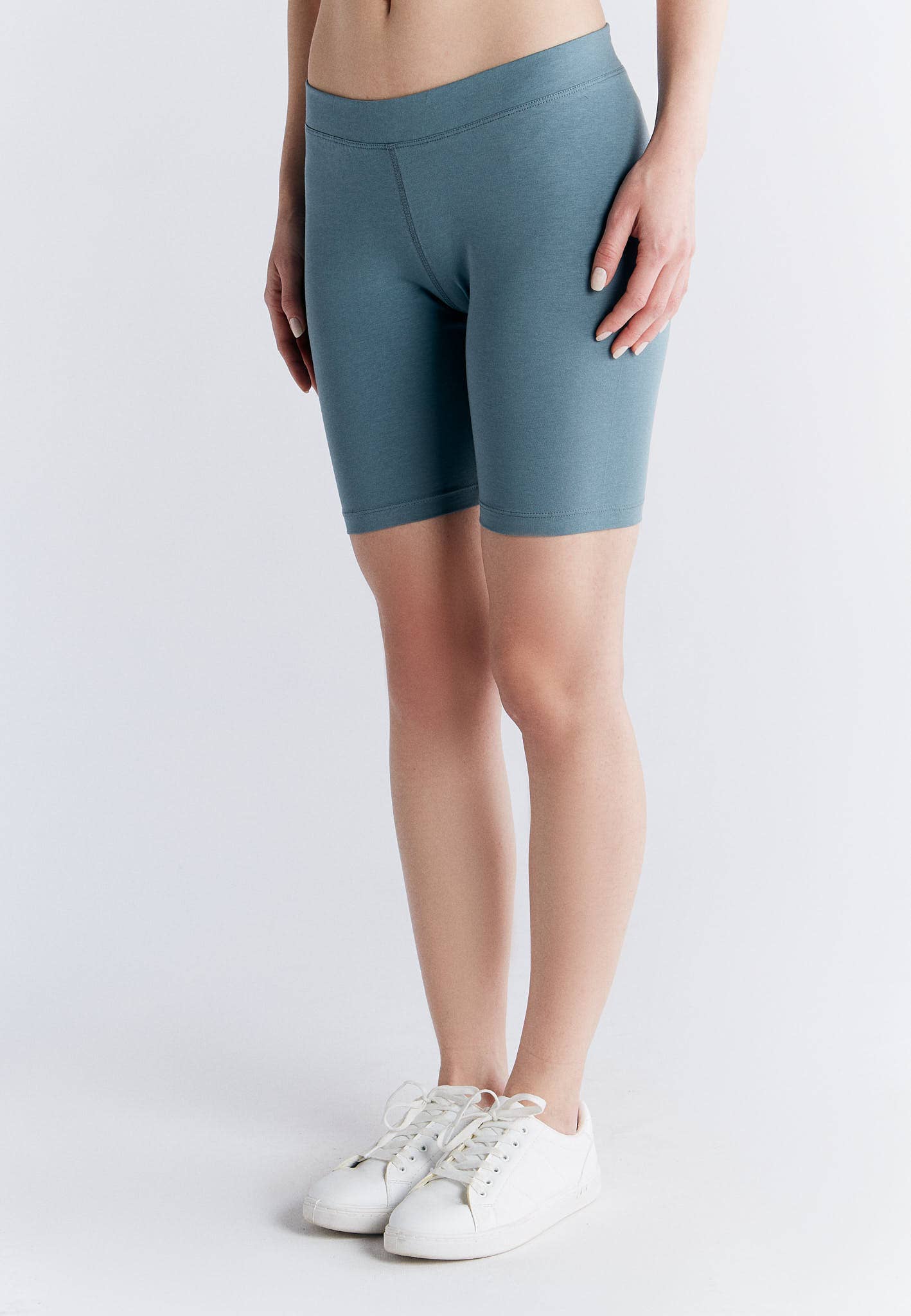 Organic Stretch Shorts: Womens - REGN