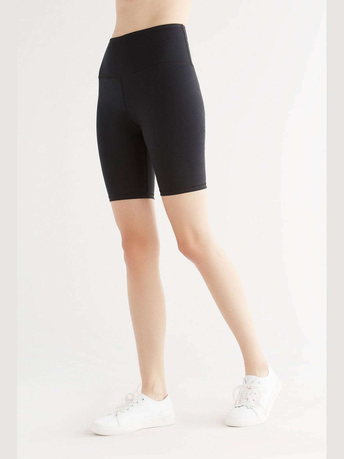 Organic Stretch Shorts: Womens - REGN