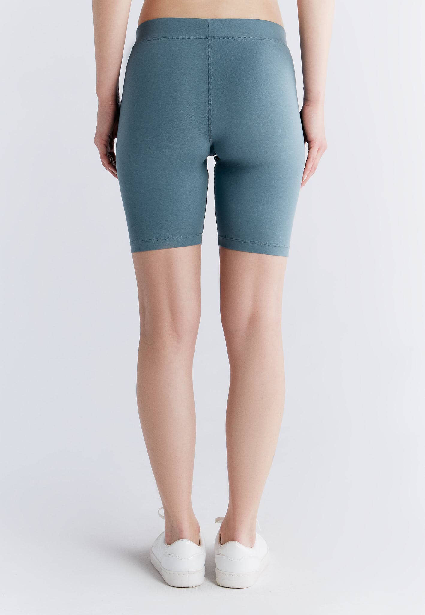 Organic Stretch Shorts: Womens - REGN