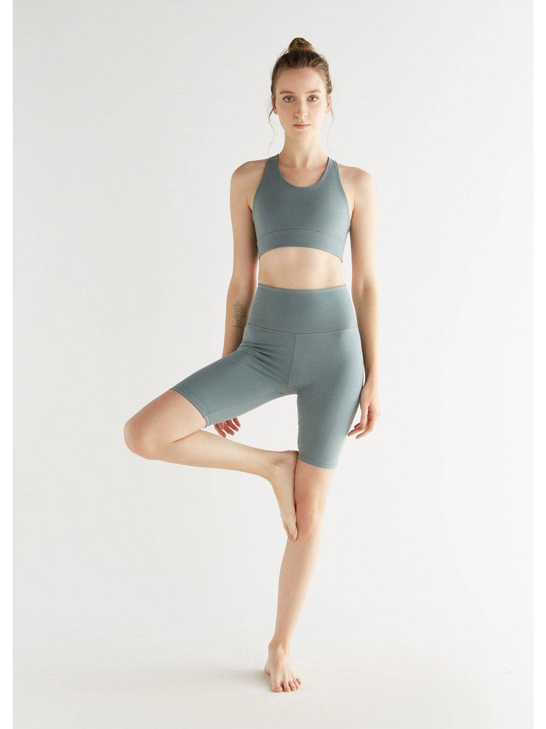 Organic Stretch Shorts: Womens - REGN
