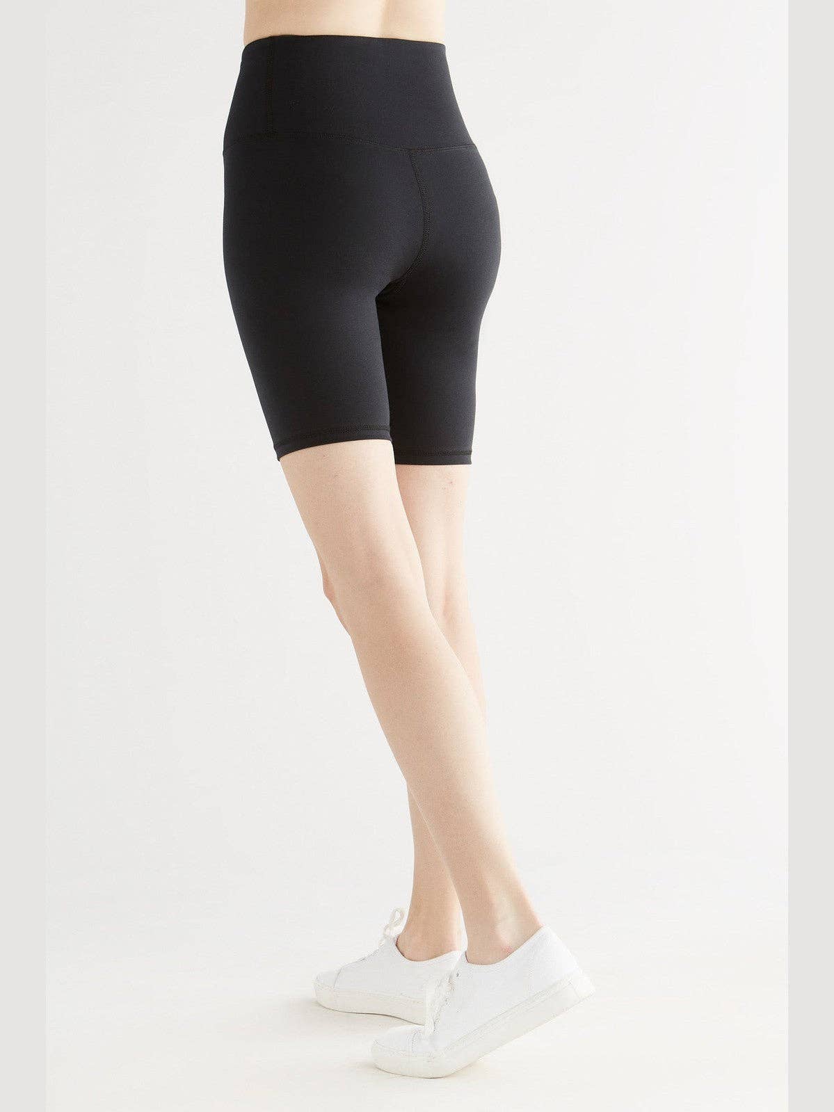 Organic Stretch Shorts: Womens - REGN