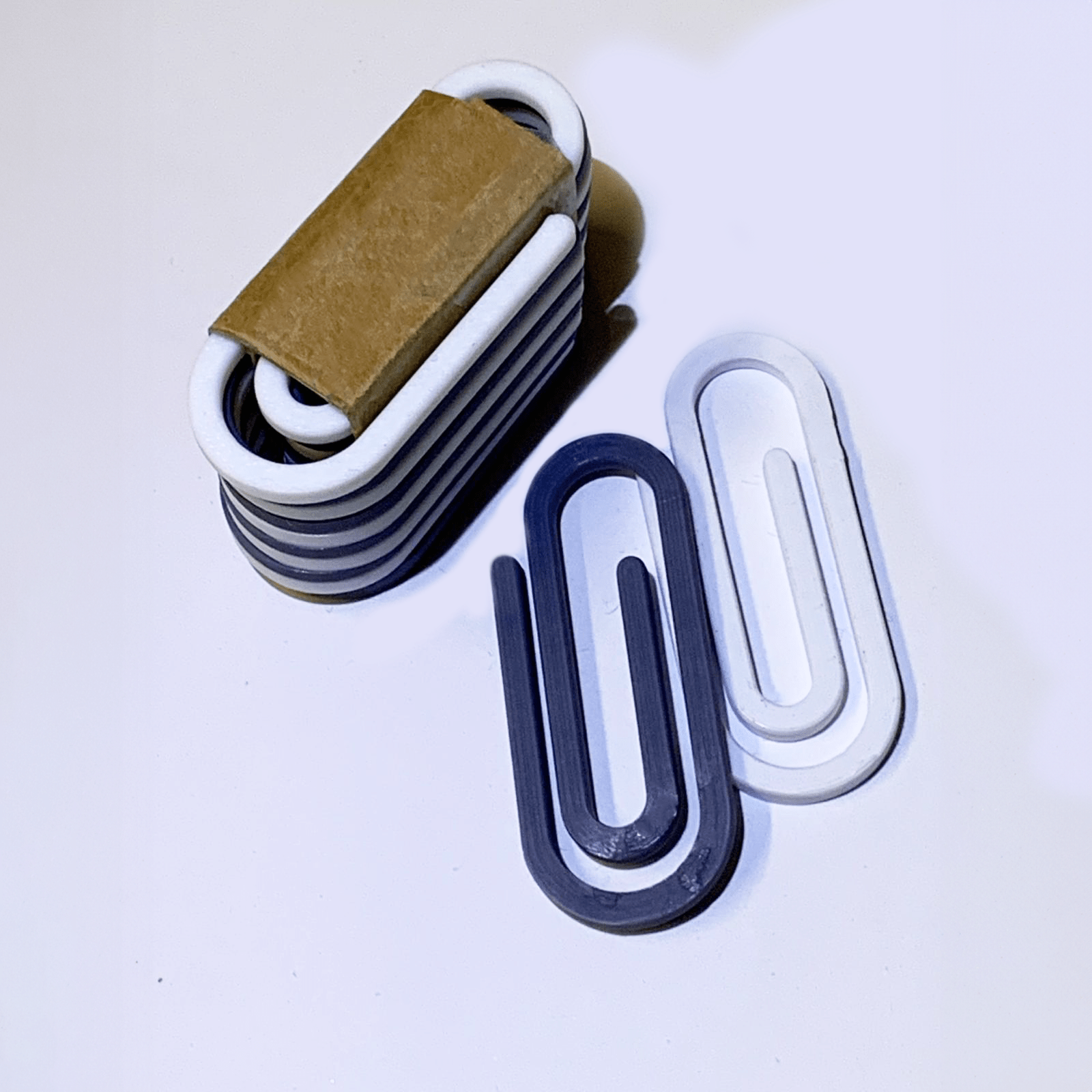 Oversized Paper Clips (Pack of 10) - REGN