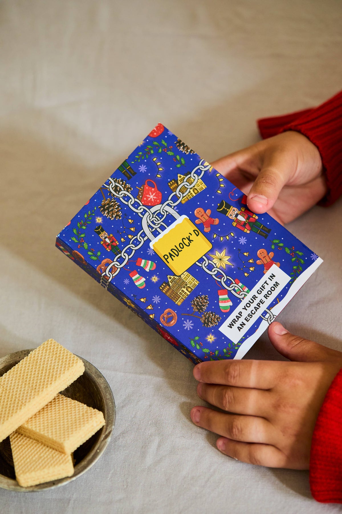 Padlock'd Festive Escape Room Lock & Chain Game | Christmas Gift Puzzle - REGN