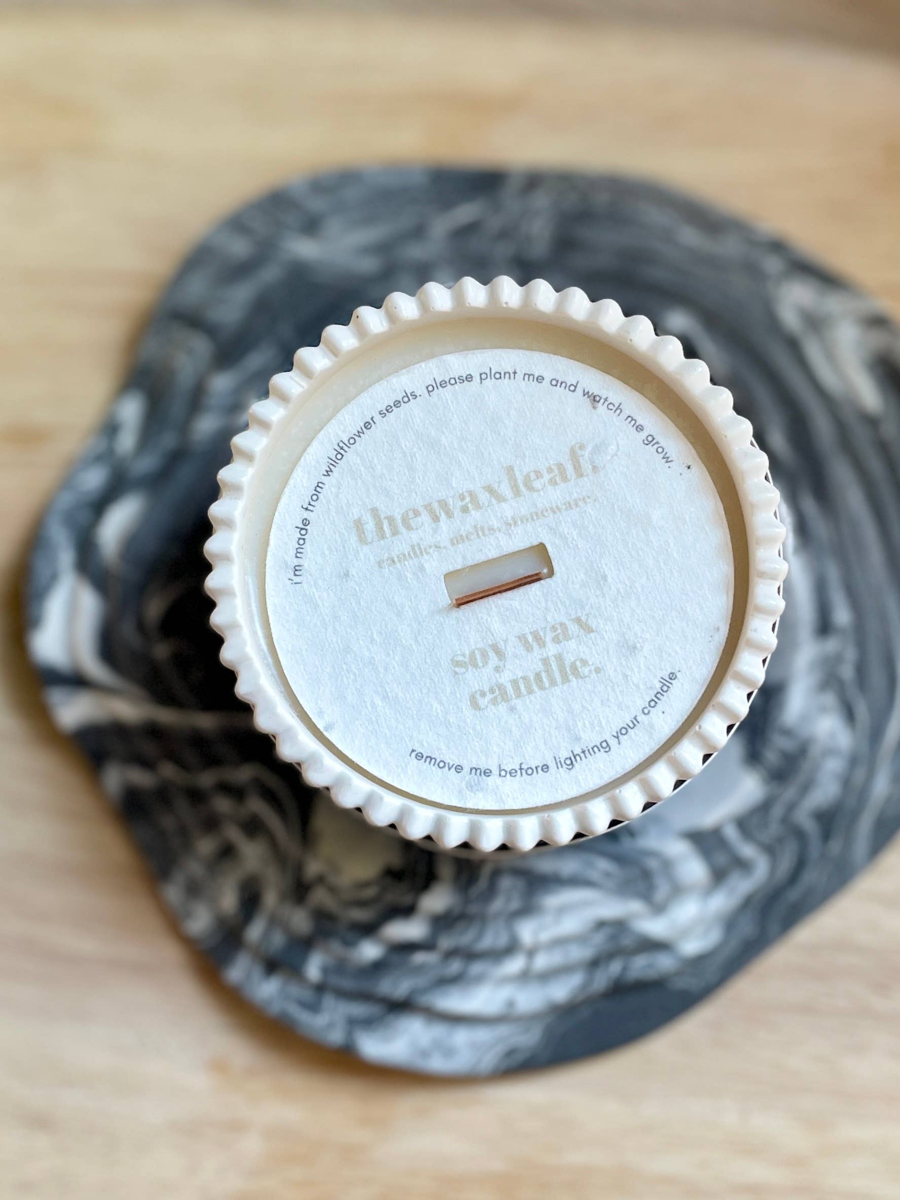 Parisian Café Luxury Soy Candle – Coffee & Croissant Morning Scent - REGN