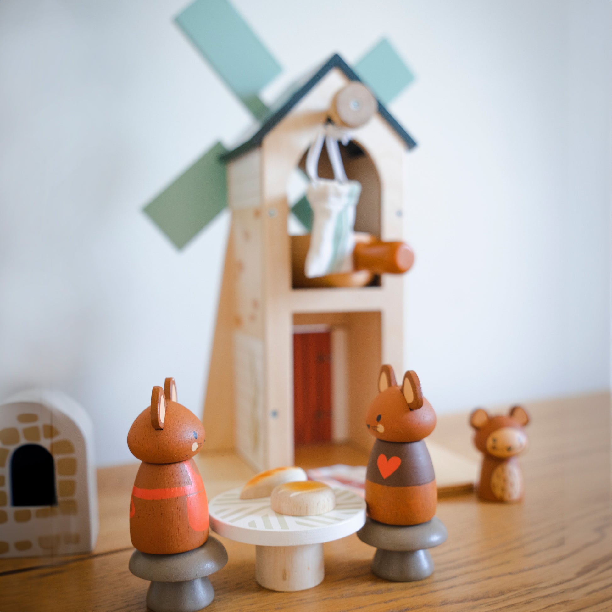 Penny Windmill - REGN