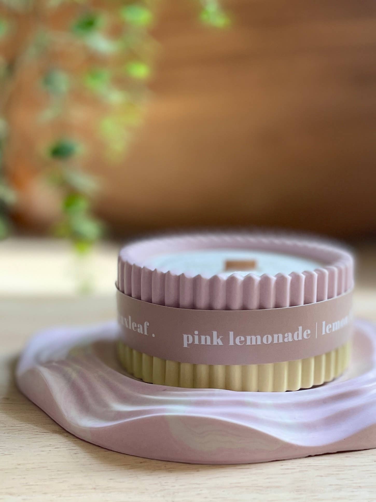 Pink Lemonade Stoneware Soy Candle – Raspberry & Lemon Burst - REGN