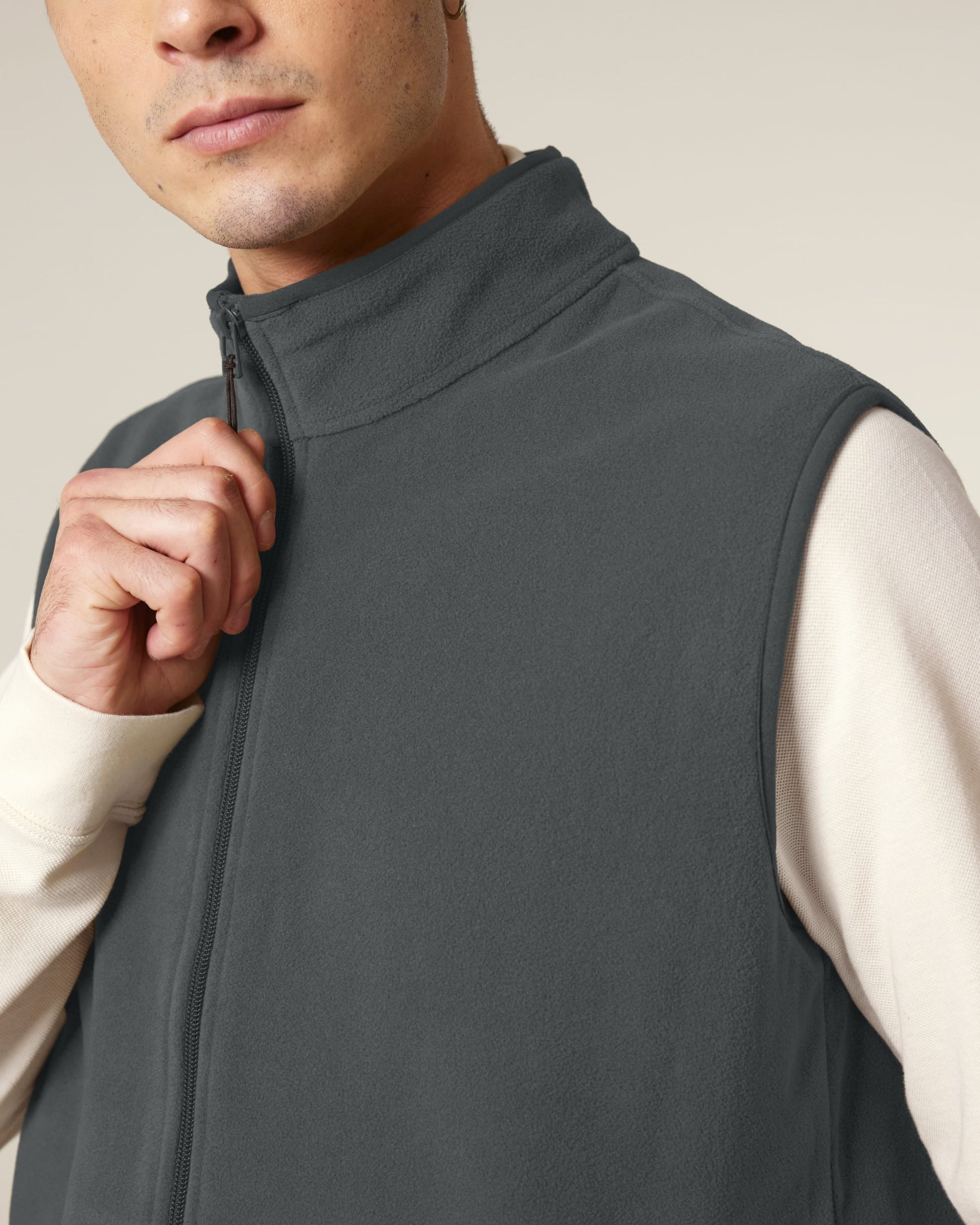 Recycled Fleece Bodywarmer: Mens - REGN