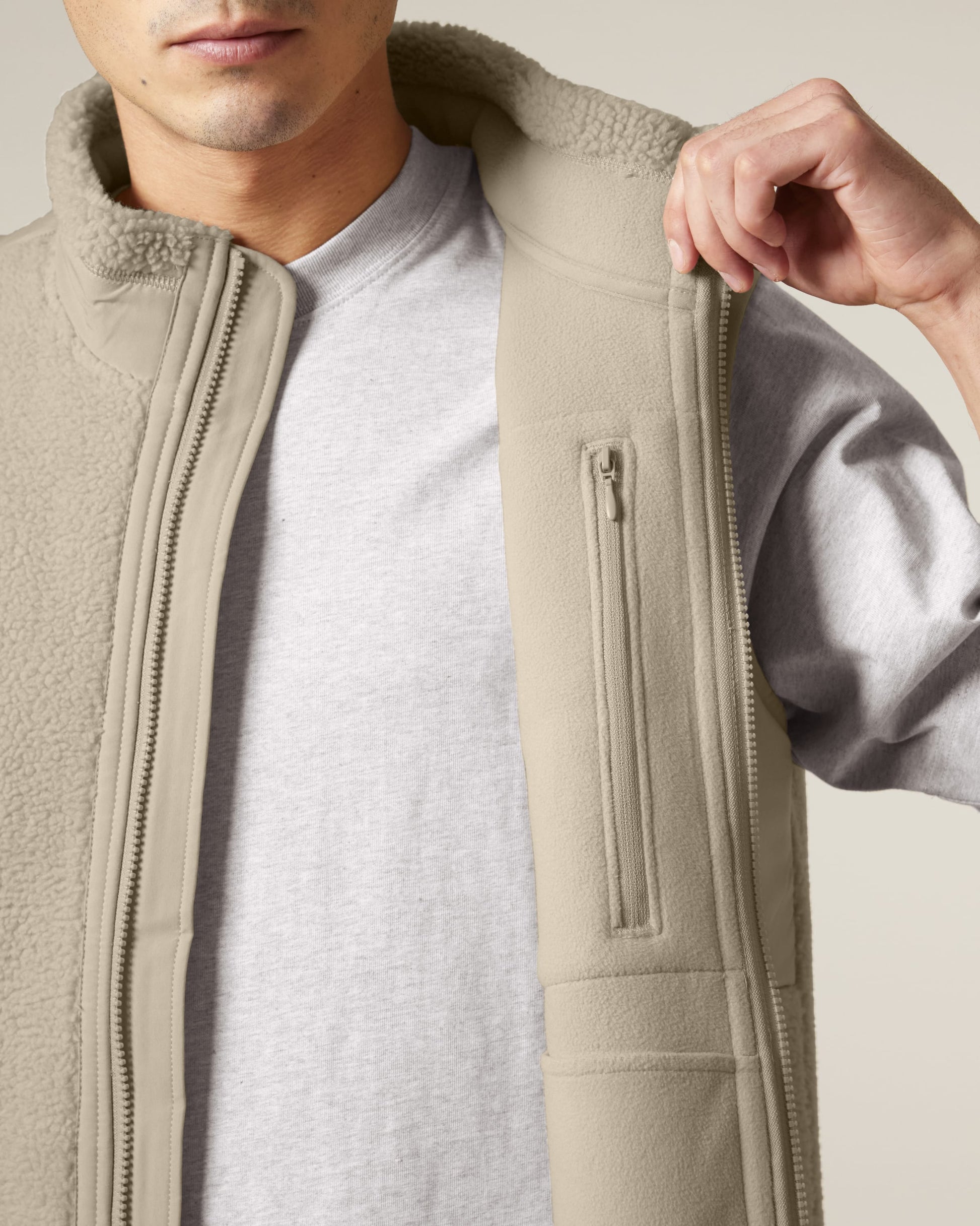 Recycled Sherpa Fleece Bodywarmer: Unisex - REGN
