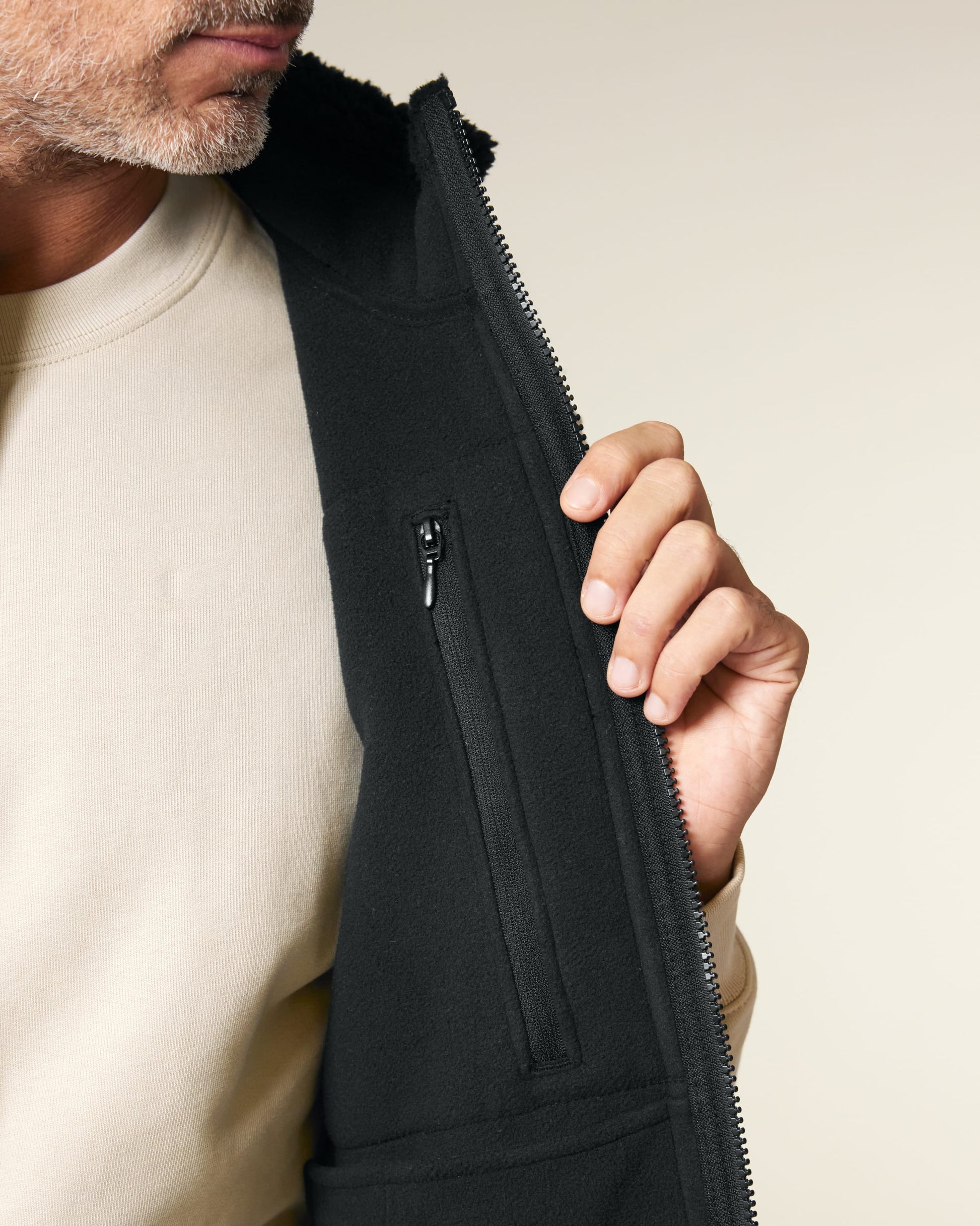 Recycled Sherpa Fleece Bodywarmer: Unisex - REGN