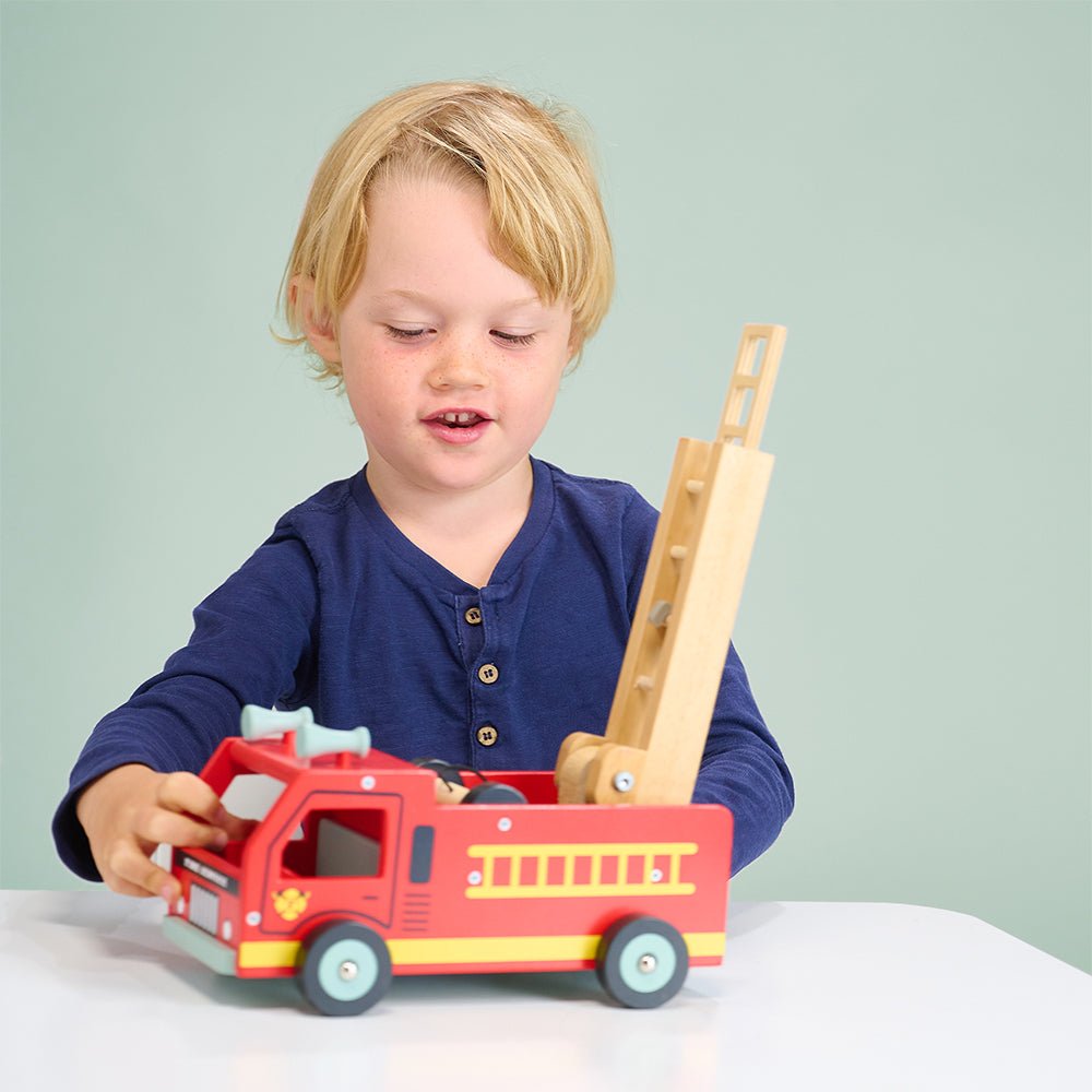 Red Fire Engine - REGN