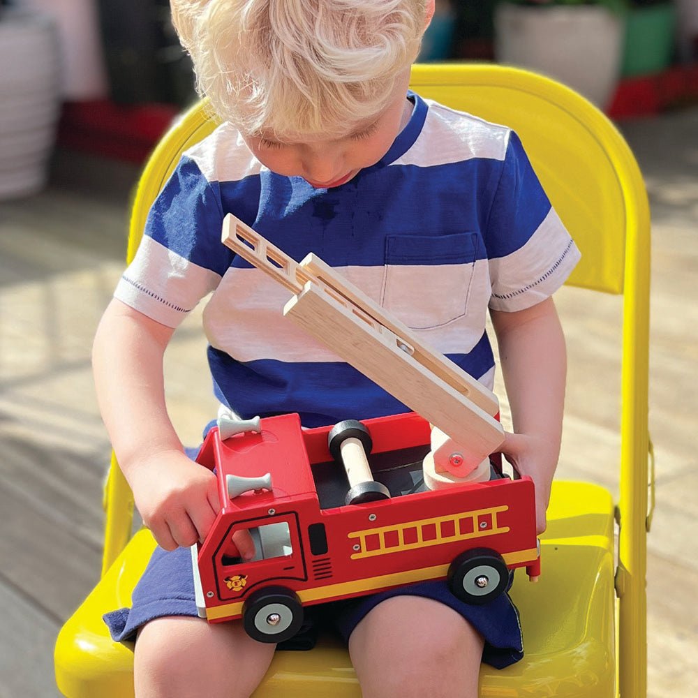 Red Fire Engine - REGN
