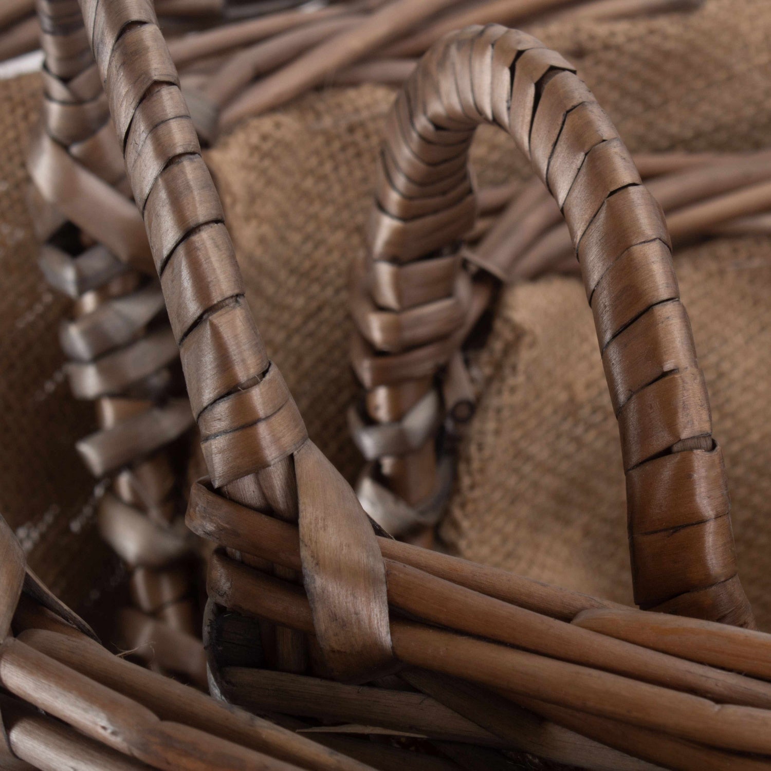 Scoop Neck Antique Wash Hessian Lined Basket Set 3 - REGN