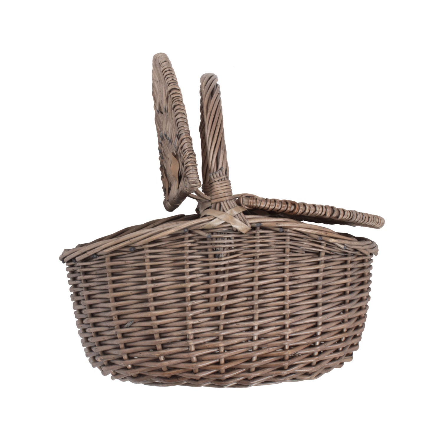 Small Antique Wash Finish Willow Oval Picnic Basket - REGN