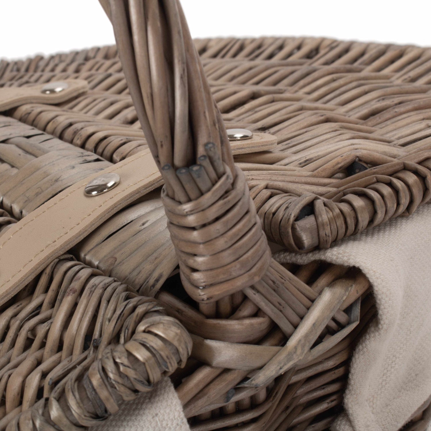 Small Antique Wash Finish Willow Oval Picnic Basket with White Lining - REGN
