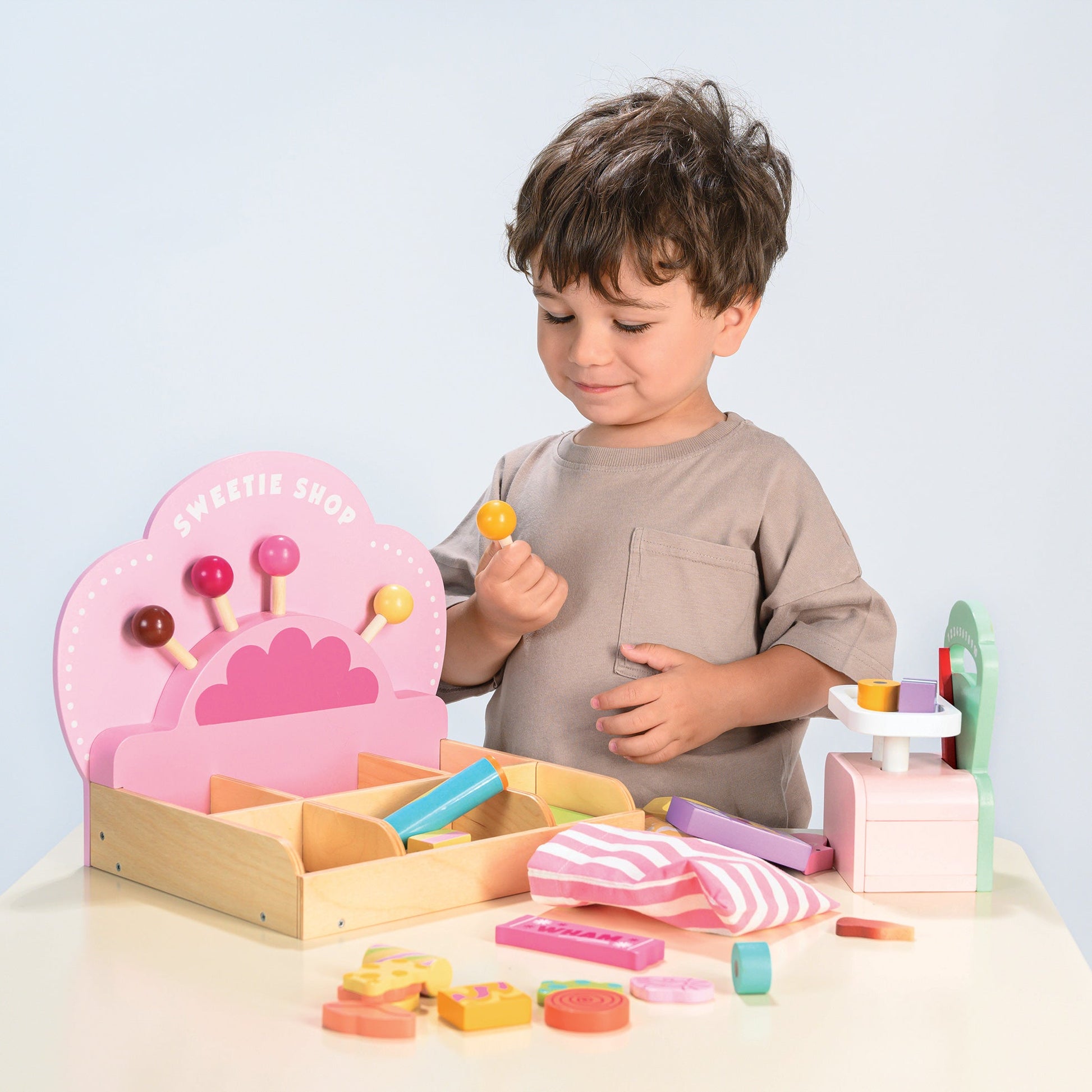 Sweetie Pic'n'Mix Shop - REGN