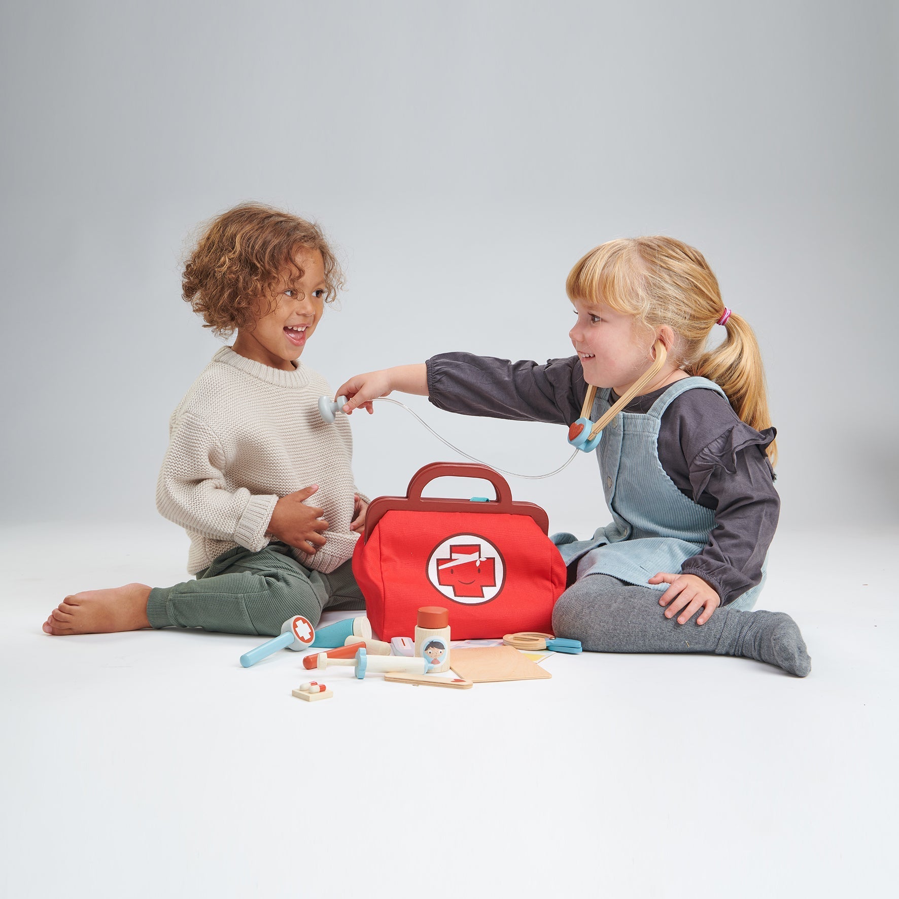 Tender Leaf Doctor's Bag Set - REGN