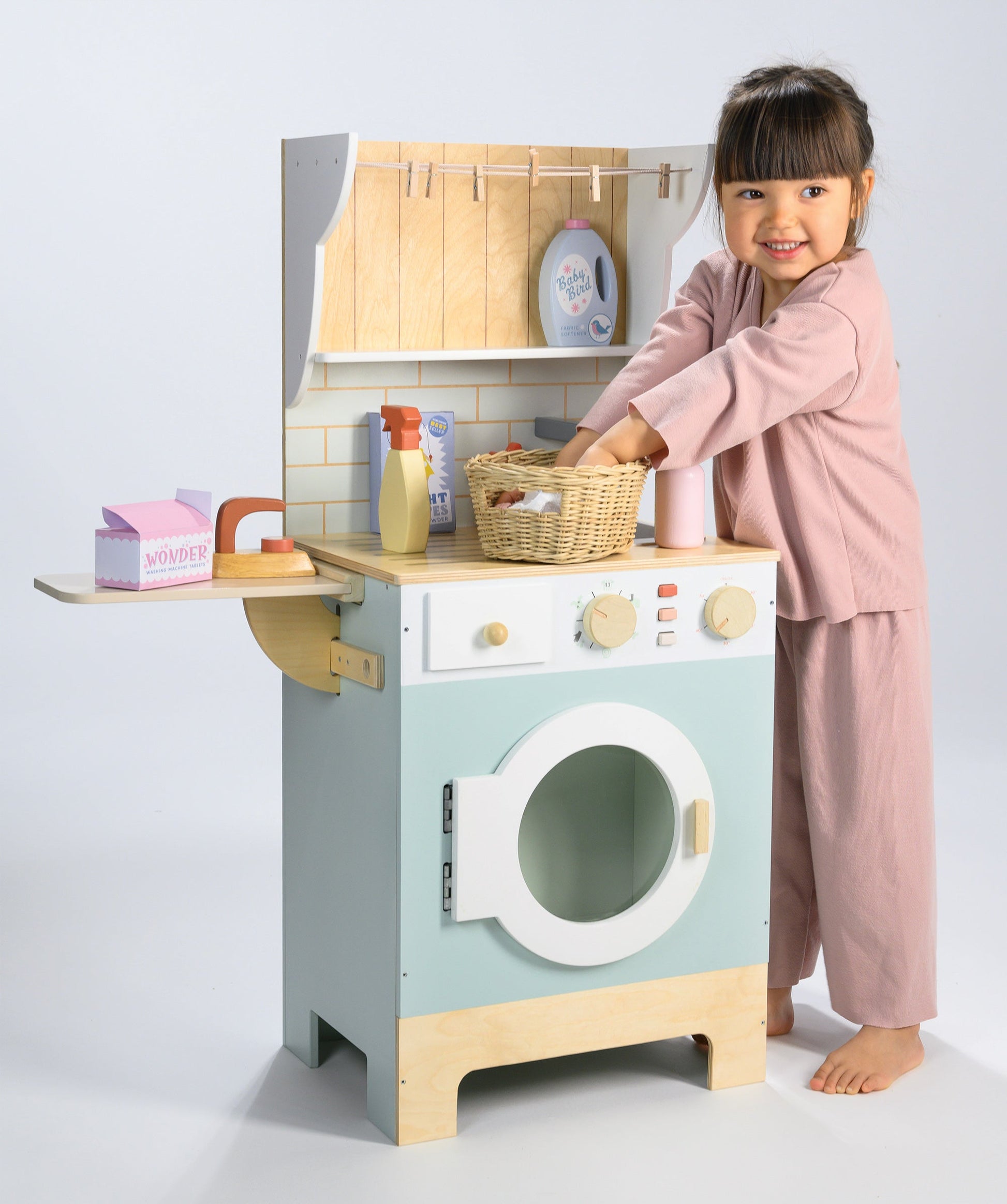 Tender Leaf Laundrette - REGN