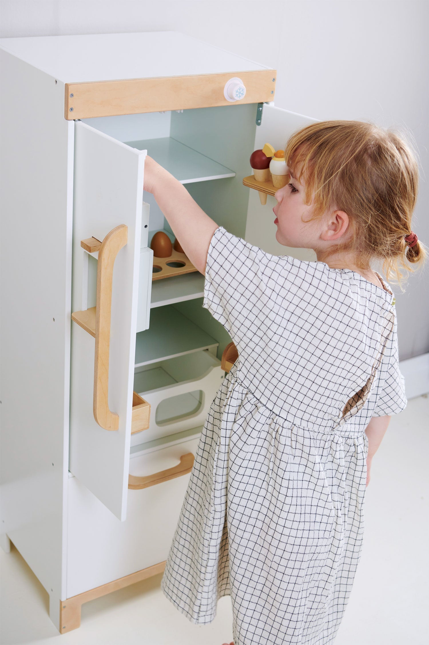 Tenderleaf Refrigerator - REGN