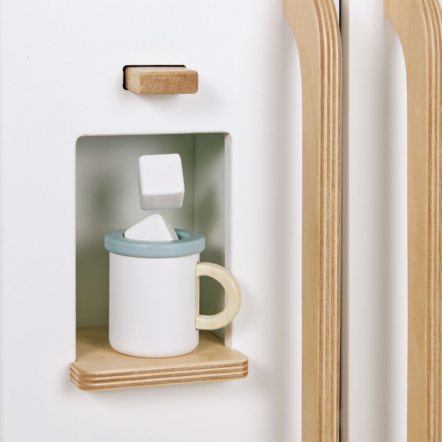 Tenderleaf Refrigerator - REGN