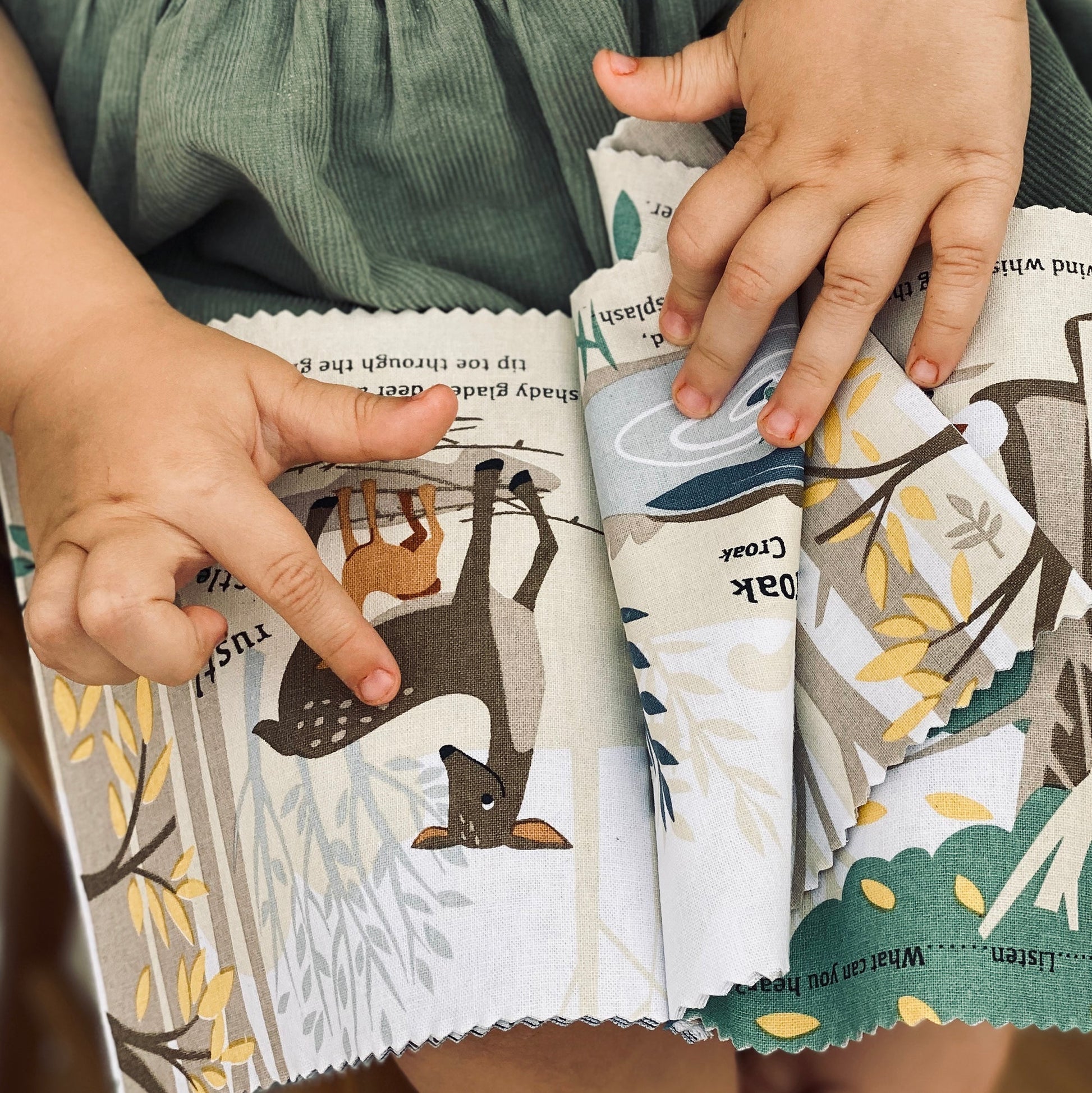 The Woodland Hush Rag Book - REGN