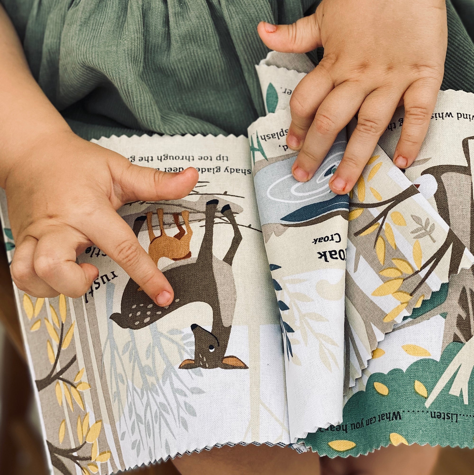 The Woodland Hush Rag Book - REGN
