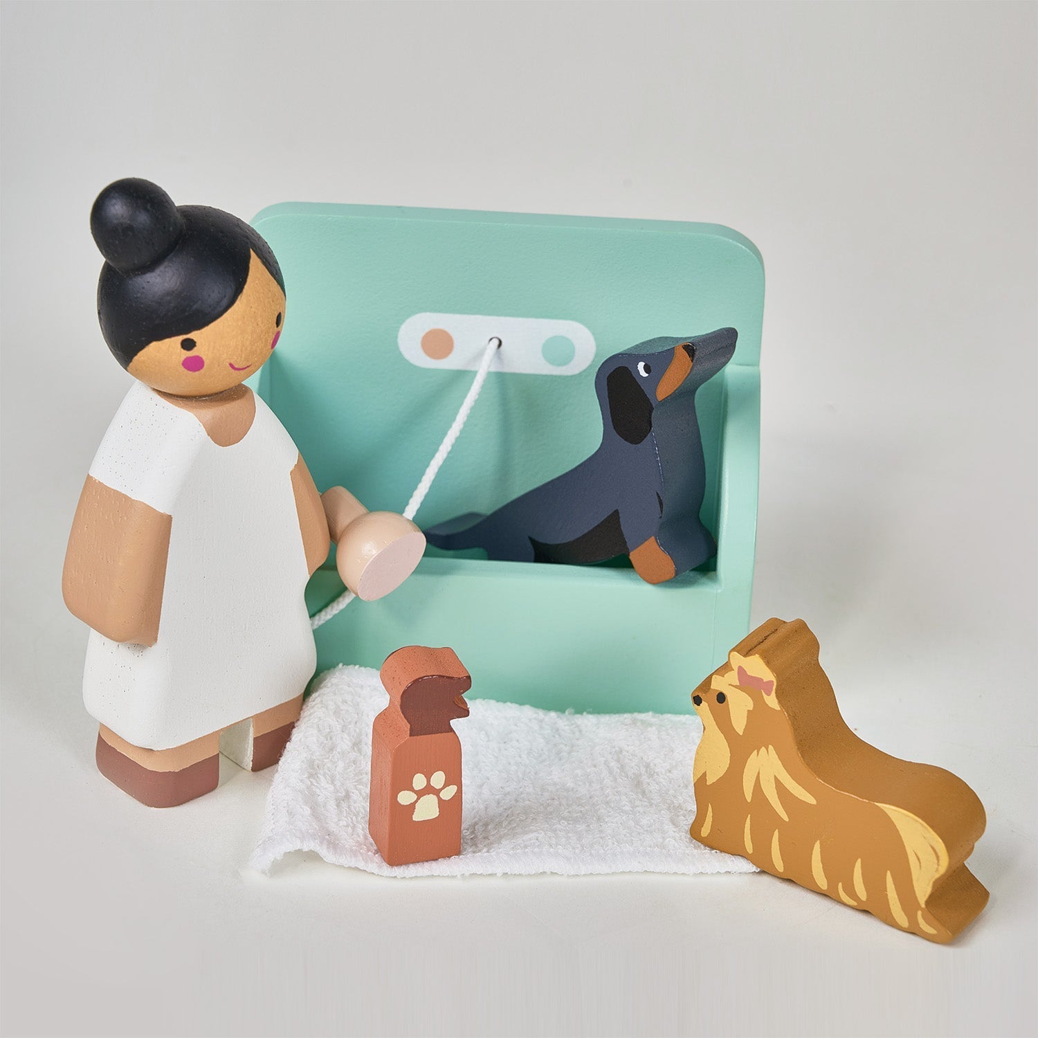 Waggy Tails Dog Salon - REGN