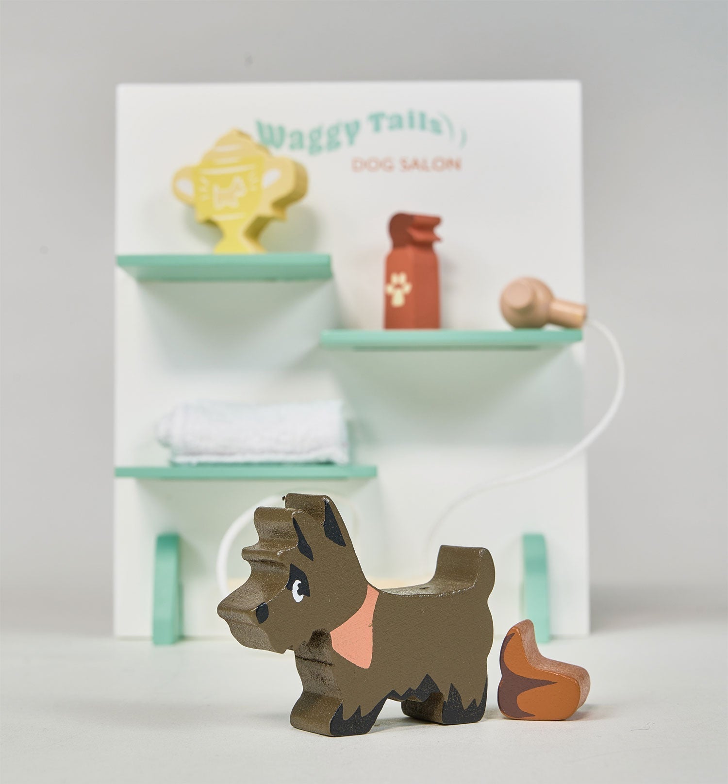 Waggy Tails Dog Salon - REGN