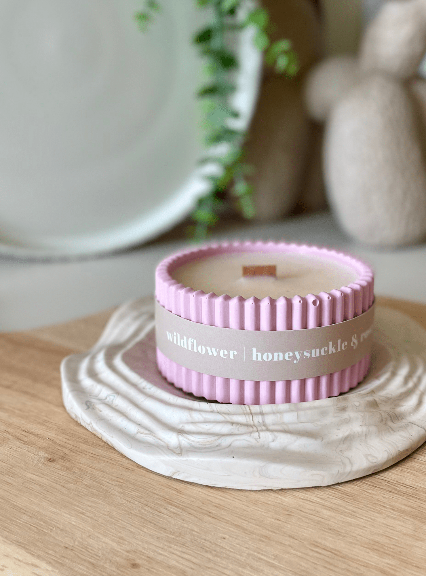 Wildflower Stoneware Soy Candle – Eco - Friendly Floral Home Fragrance - REGN