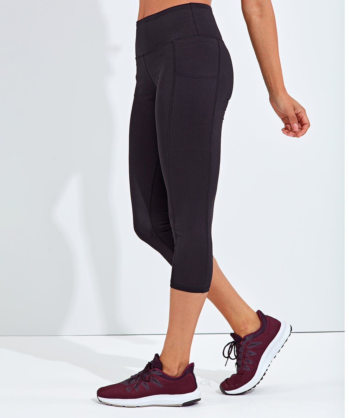Womens Recycled Performance Leggings 3/4 Length - REGN