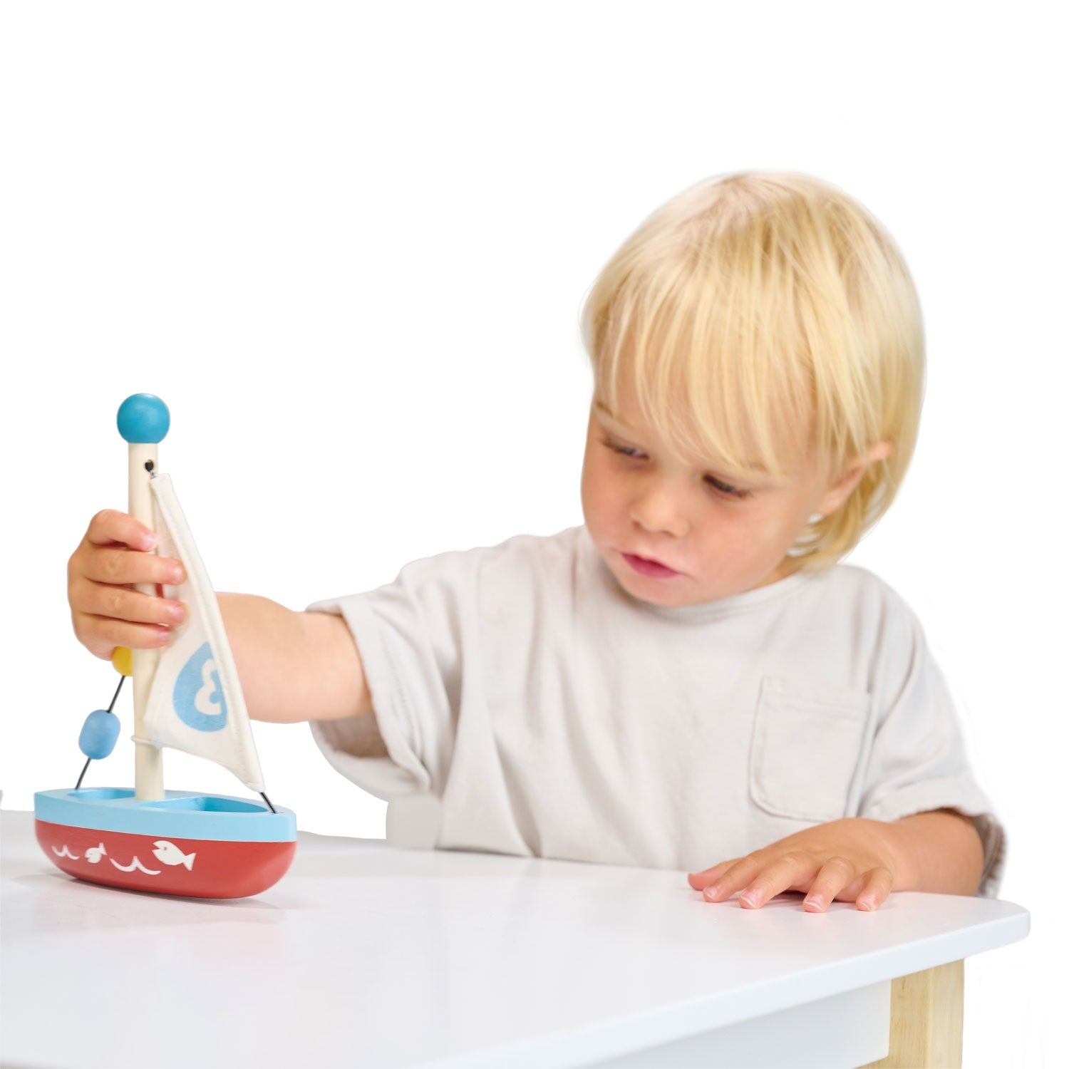 Wooden Sailing Boat - REGN