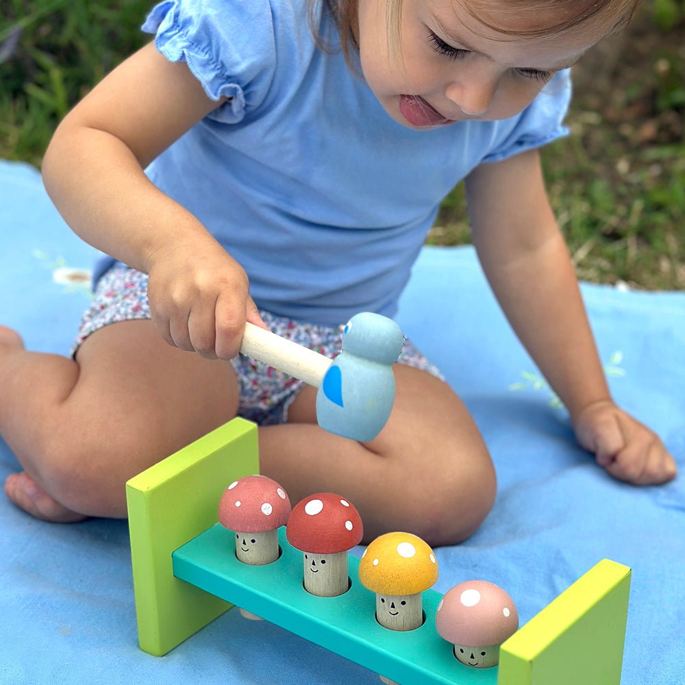 Woodland Hammer Toy - REGN